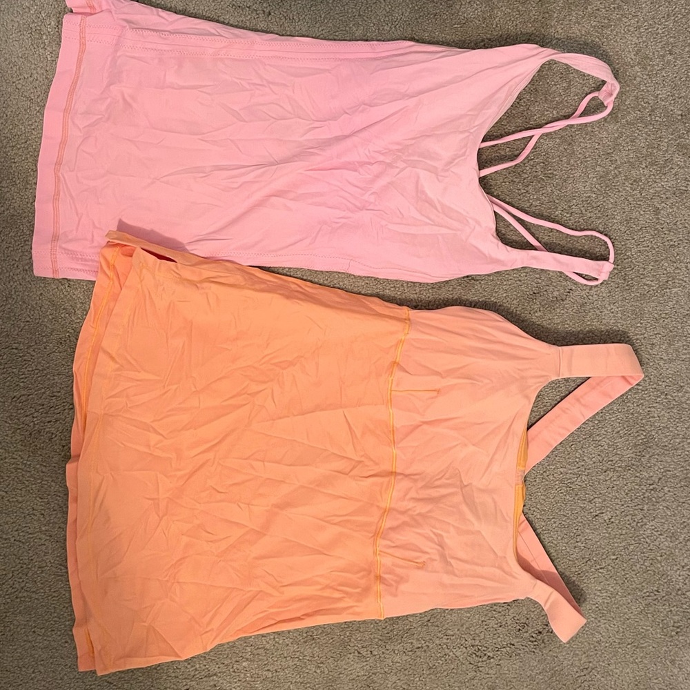 2 Lululemon tops